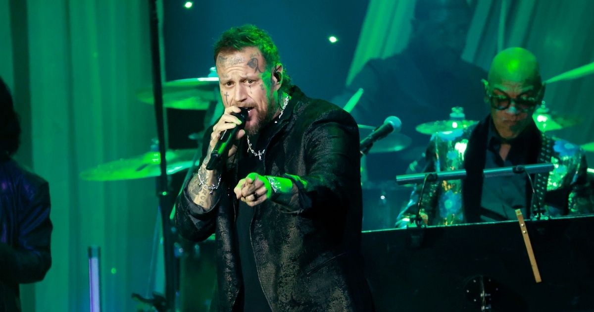 Watch: Jelly Roll Cries as He Apologizes for Not Going Woke Sooner